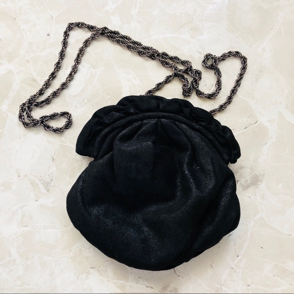 Elie Tahari Handbags - [Elie Tahari] Black Bucket CrossBody Bag